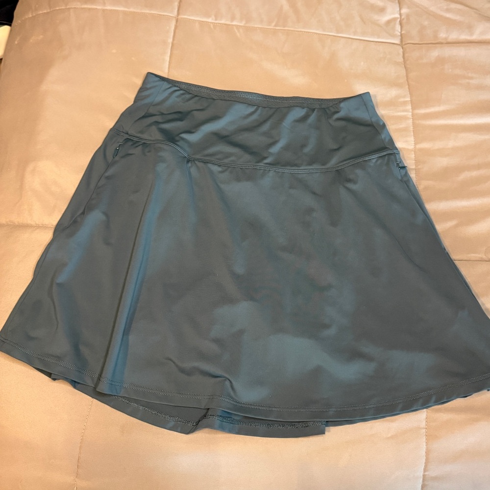 CALIA by Carrie Underwood Skort